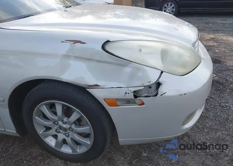 2004 Lexus Es 330 from USA, damaged, VIN JTHBA30G445055384